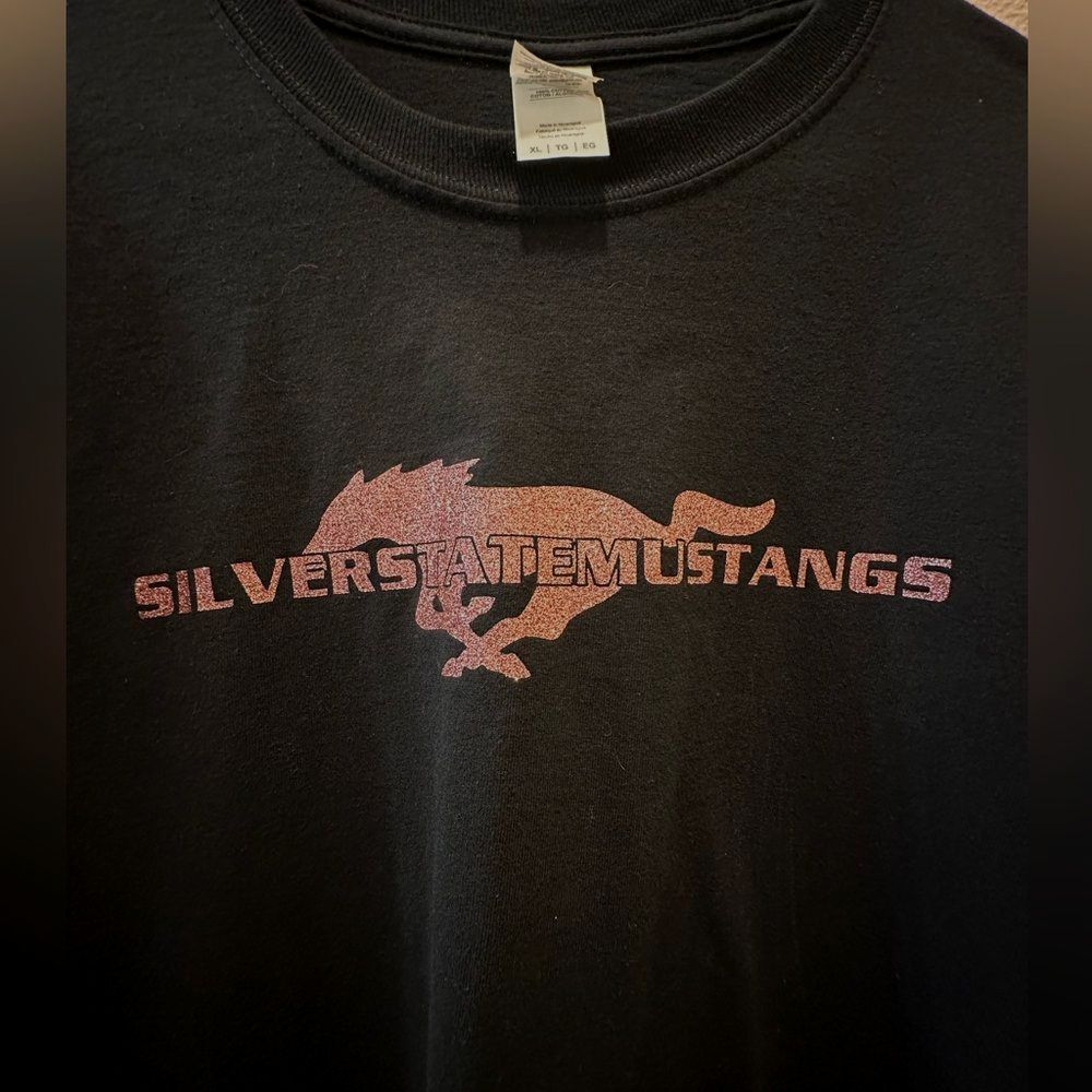 Gildan XL Men's Black Long Sleeve Silver State Mustang T